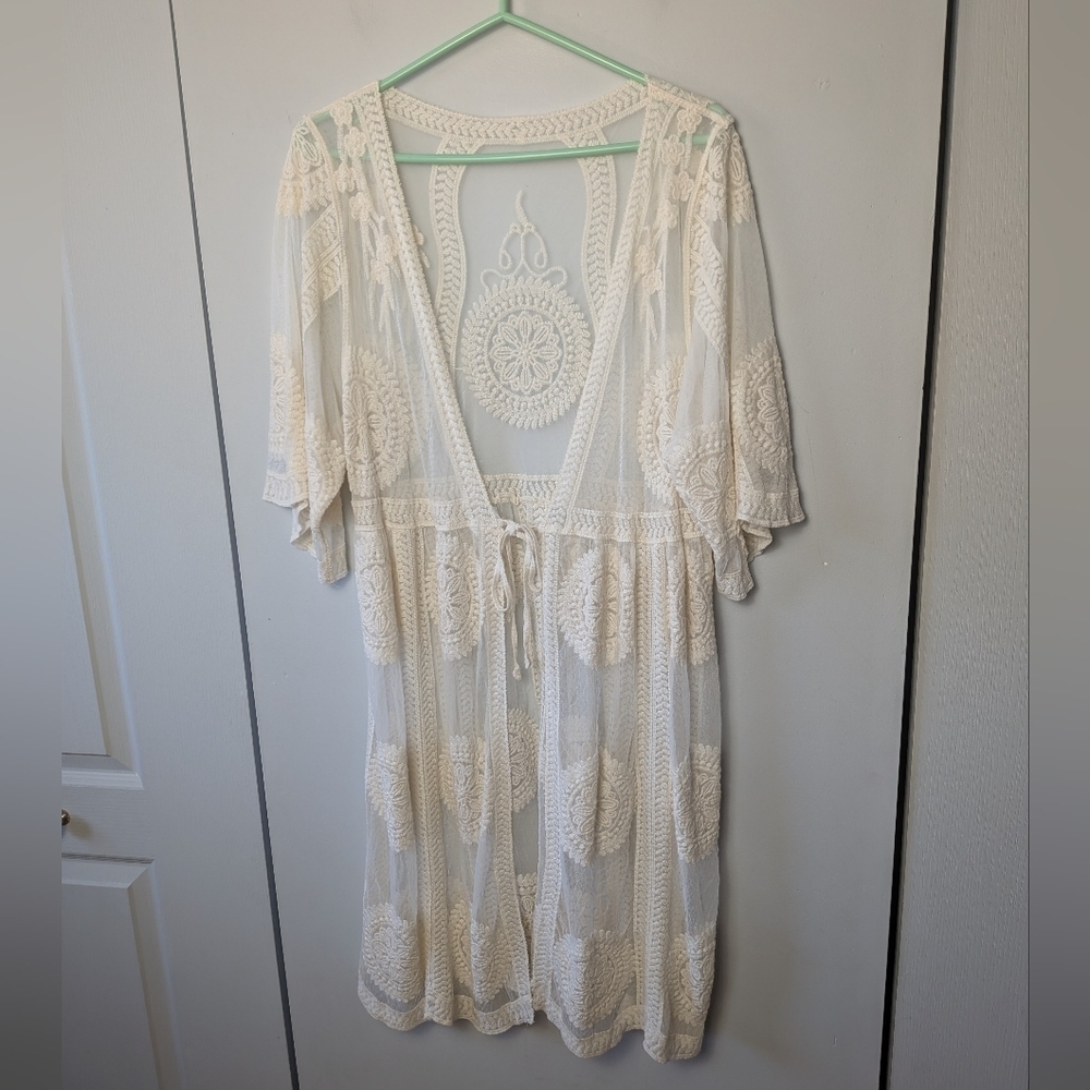 BOHO See Through Robe Cream Color Fairy No Size Tag No Fabric Size S-M-L